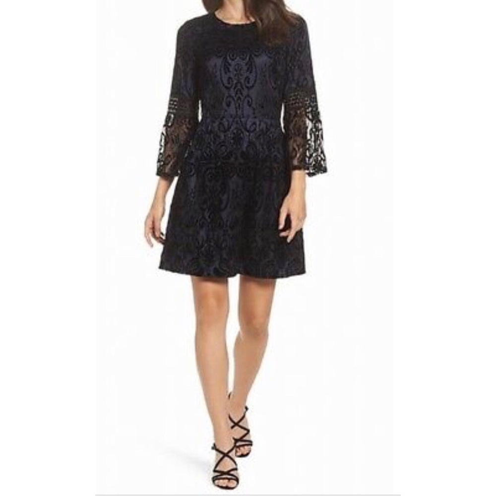 Eliza J Black Floral Flocked Long Sleeve Dress